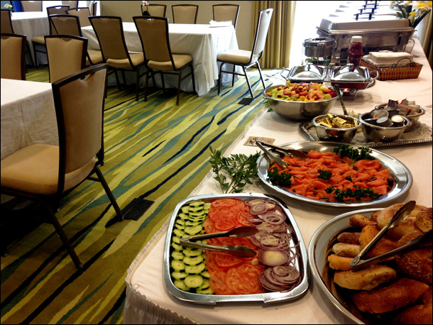 How to Plan a Catered Brunch Event - Brunch Cafe